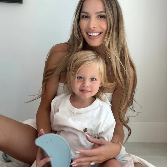 On Cloud 9 Moon Suction Bowl | Powder Blue