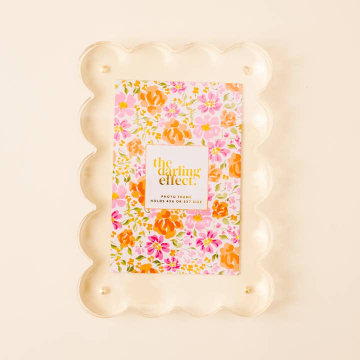 Rectangle Scalloped Acrylic Frame | Clear
