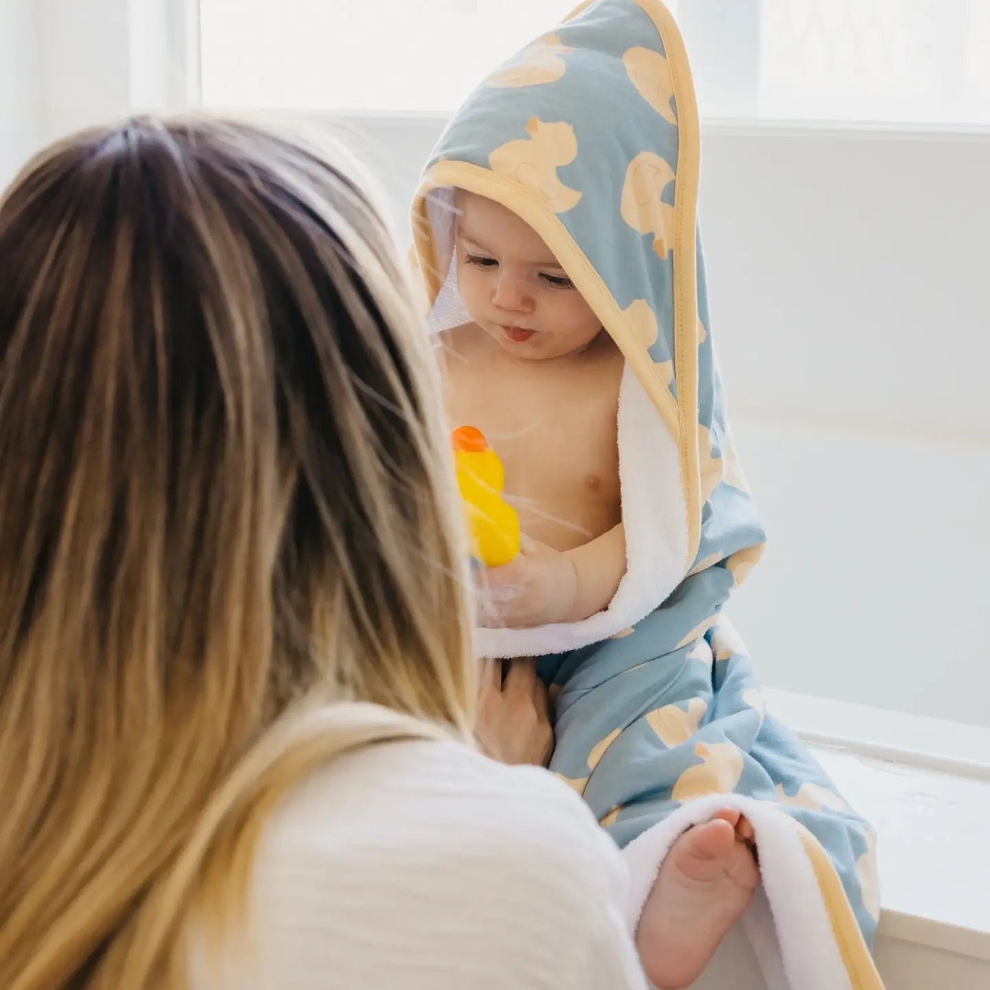 Premium Knit Hooded Towel | Ducky