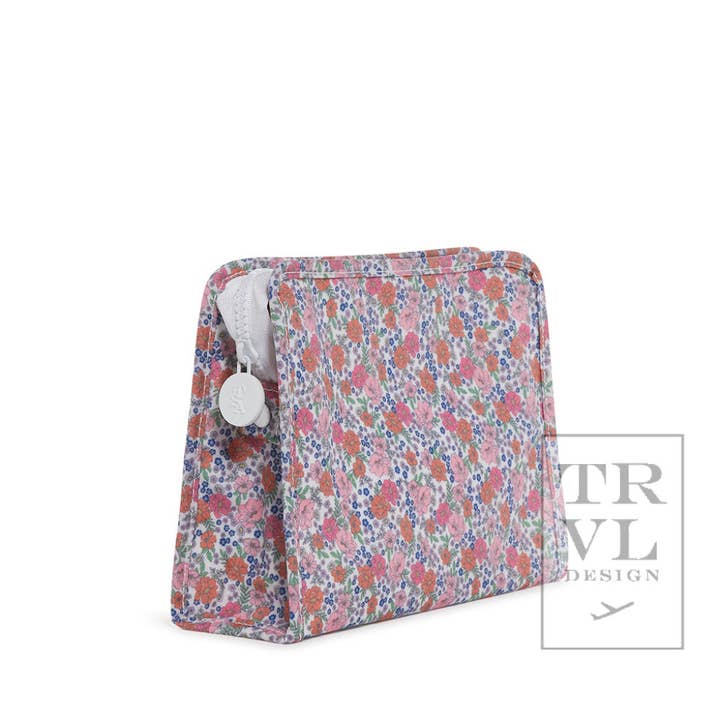 Medium Roadie Zip Pouch | Garden Floral