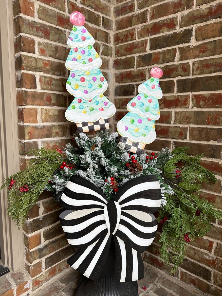 Metal Stake/Decor | Gingerbread Trees | Assorted Sizes
