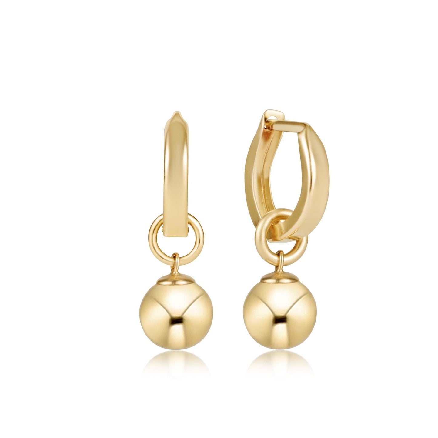 Huggie Gold 0.5" Hoop | Classic Gold 8mm Charm