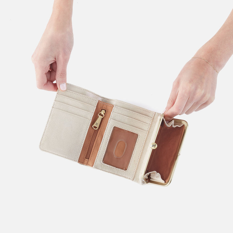 Robin | Compact Wallet | Sand Shimmer