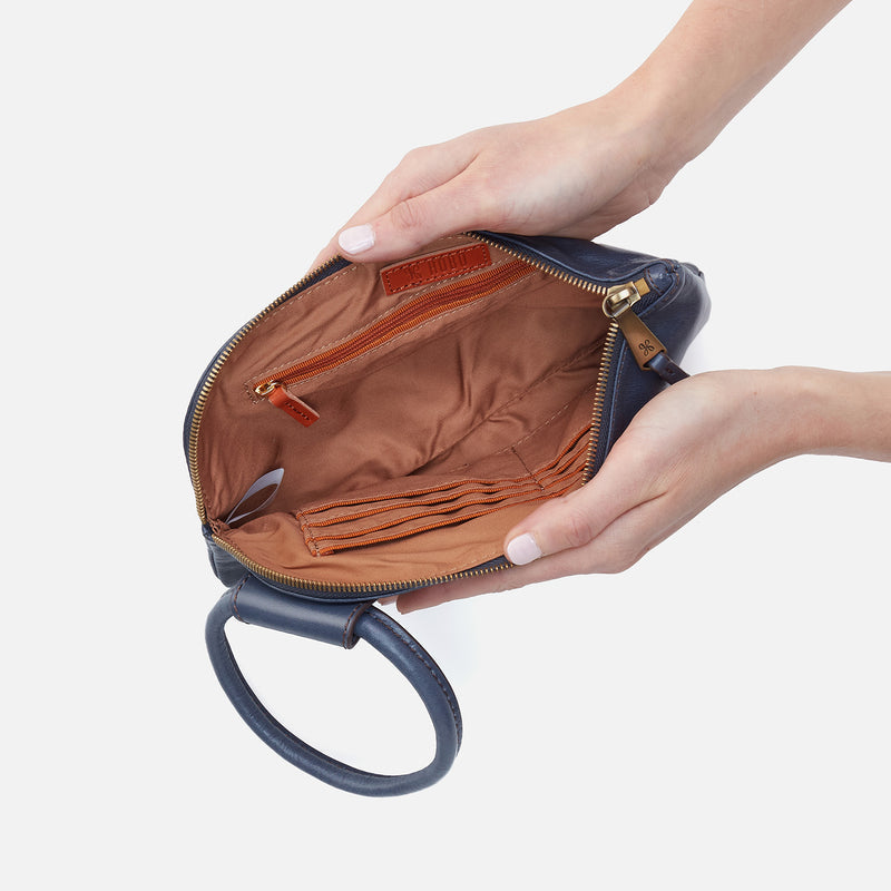 Sable Wristlet | Blue Stone