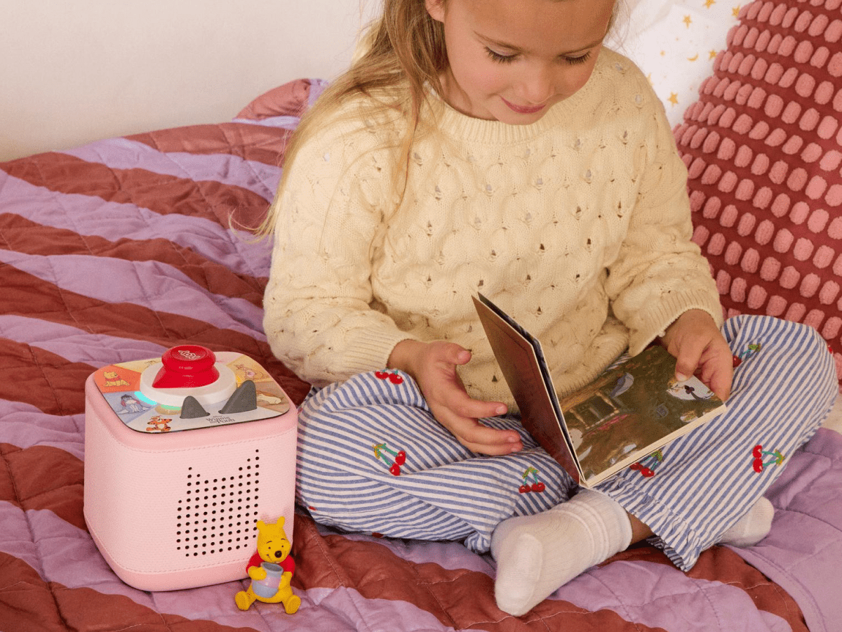 Disney Winnie the Pooh Toniebox 2 Full Play Set - Cloud Pink