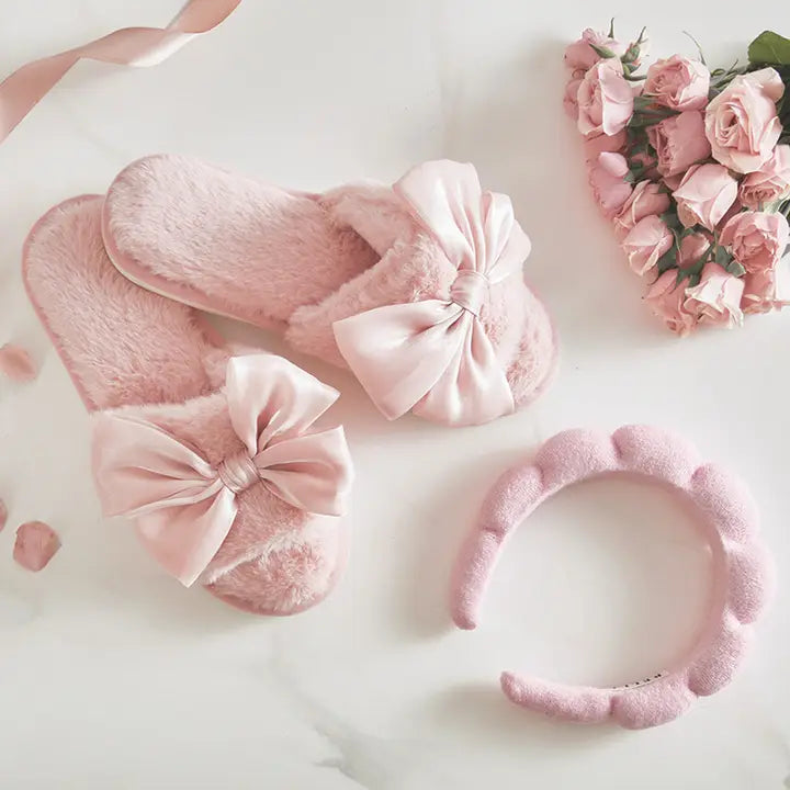 Plush Slippers | Light Blush Bow | Medium