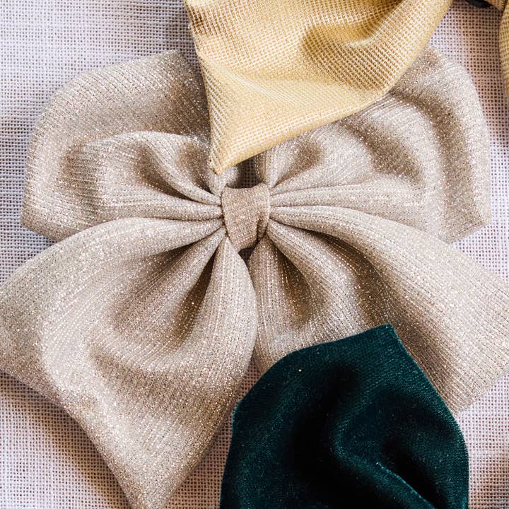 Magnetic Bow | Metallic Silver