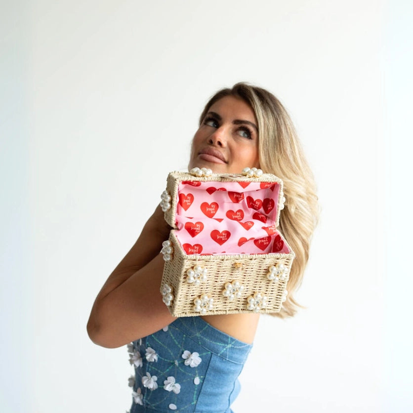 Small Wicker Bucket Daisy Flower Purse | Cream & Pearl Daisy