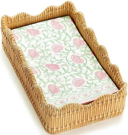 Scalloped Edge Guest Towel/Utensil Holder