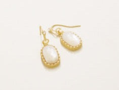 Nara Petite Earrings Mother-of-Pearl