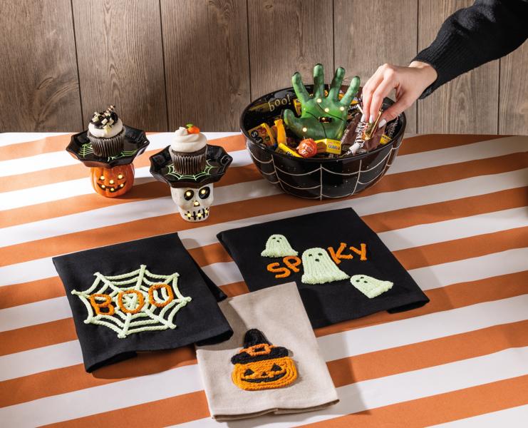 Jack-O-Lantern Rope Towel