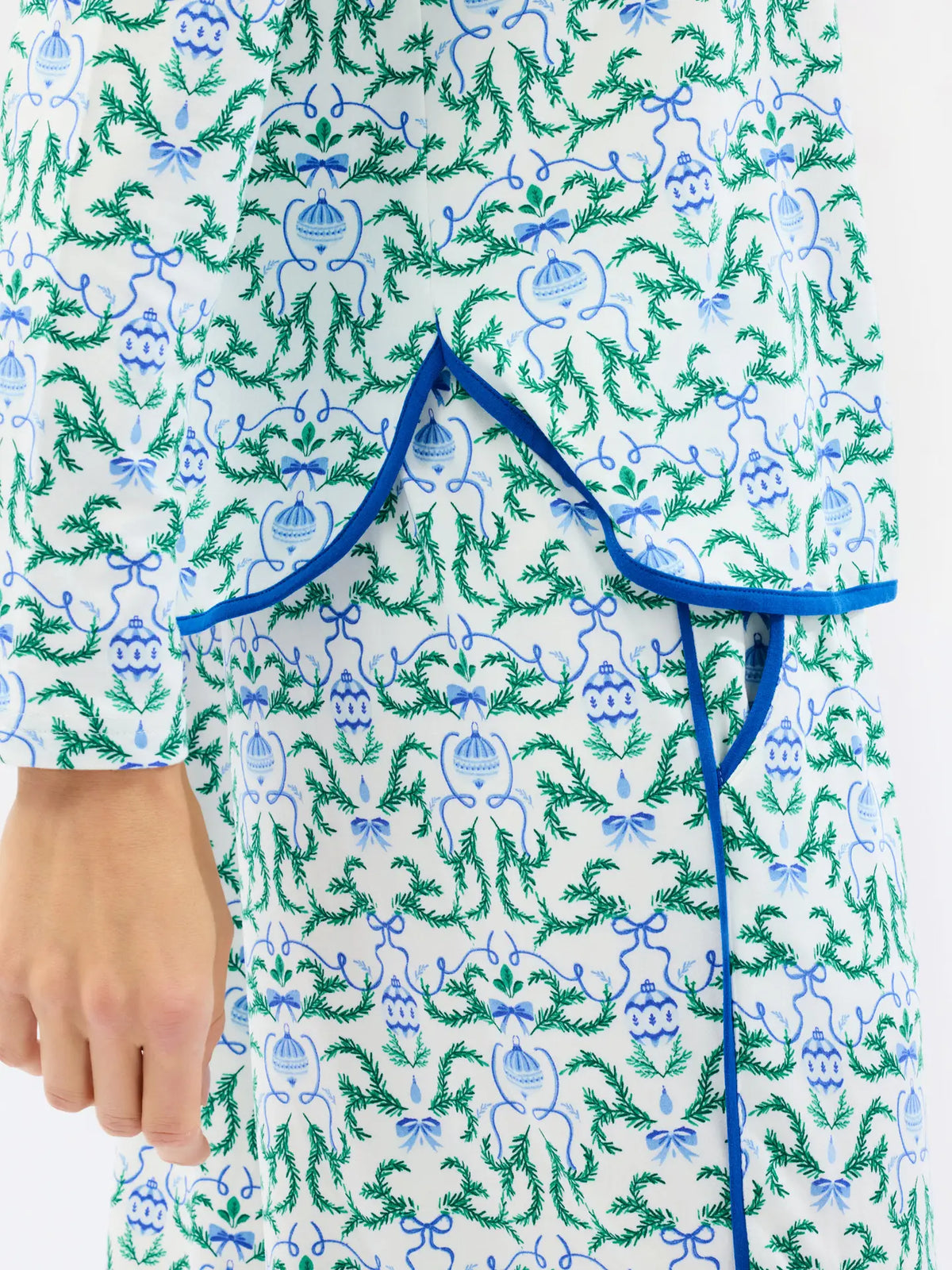 Melody Full Pajama Set | Garland Tapestry