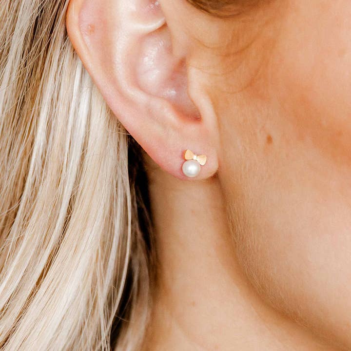 Screwback Stud Earrings | Heidi Pearl Bow