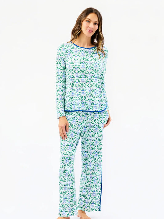 Melody Full Pajama Set | Garland Tapestry