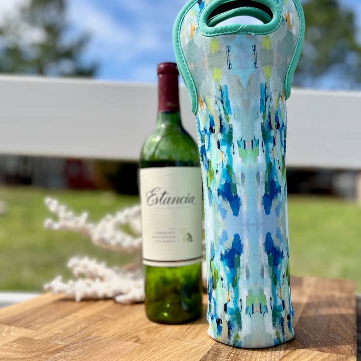 Wine Sleeve | Laura Park | Wintergreen