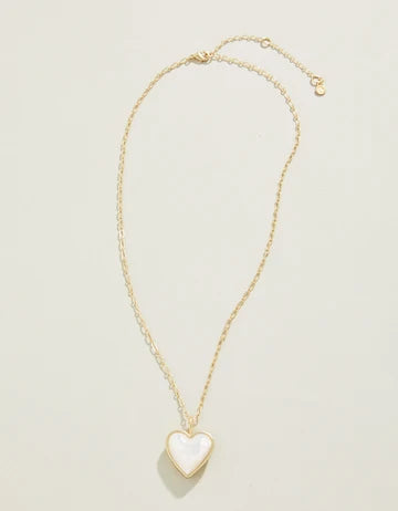 Full Heart Necklace 18“ Mother-of-Pearl