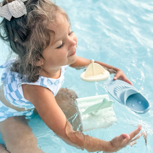 Ryder's Racing Bath Boats | Petal Pink