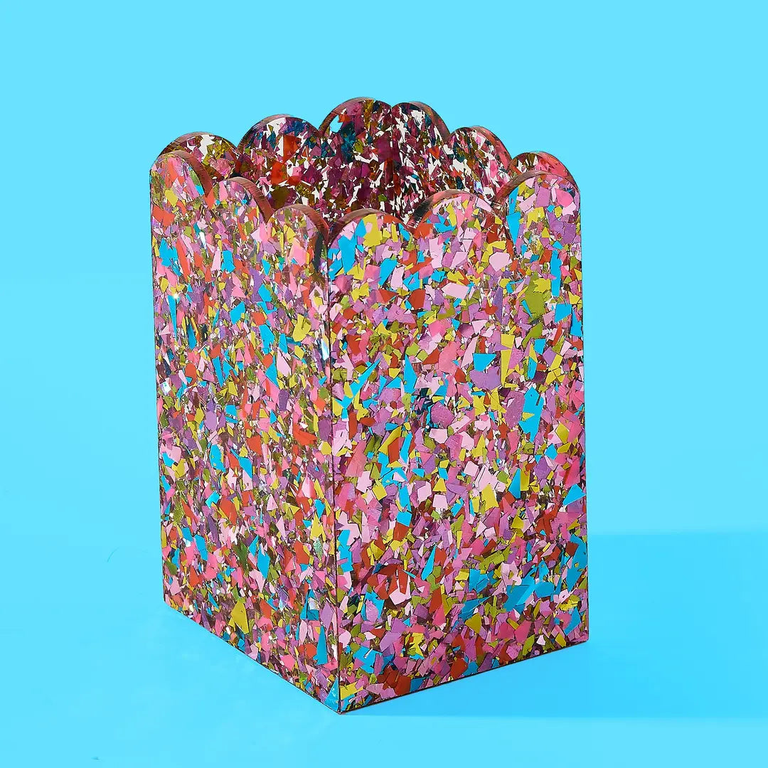 Scalloped Pen/Pencil Holder | Happy Confetti