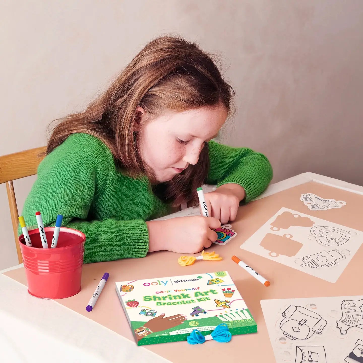 OOLY X Girl Scouts: Do-It-Yourself Shrink Art Bracelet Kit