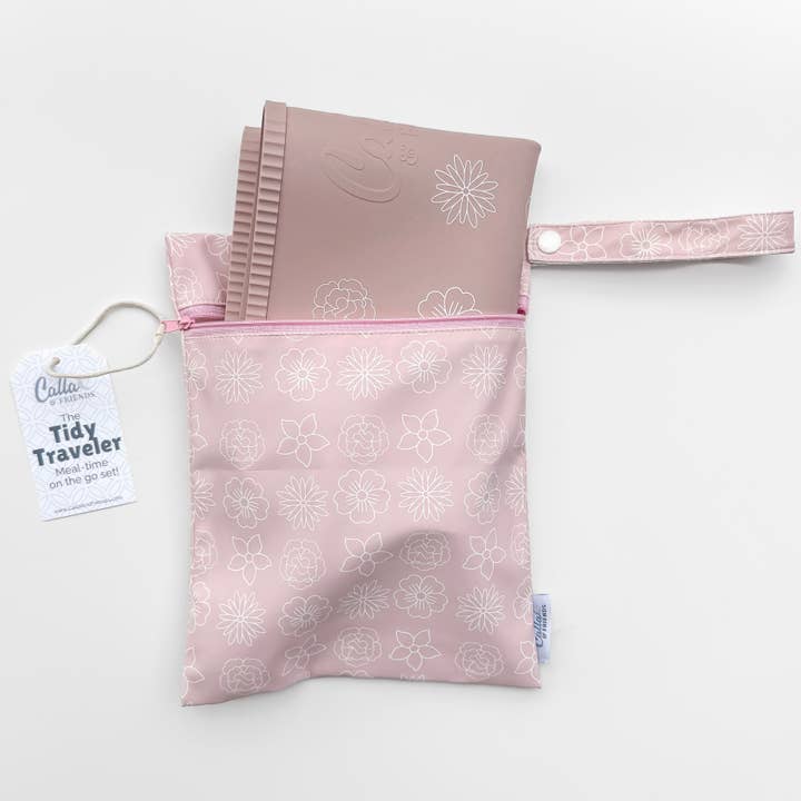 Tidy Traveler Printed Placemat Set | Petal Pink Blossoms