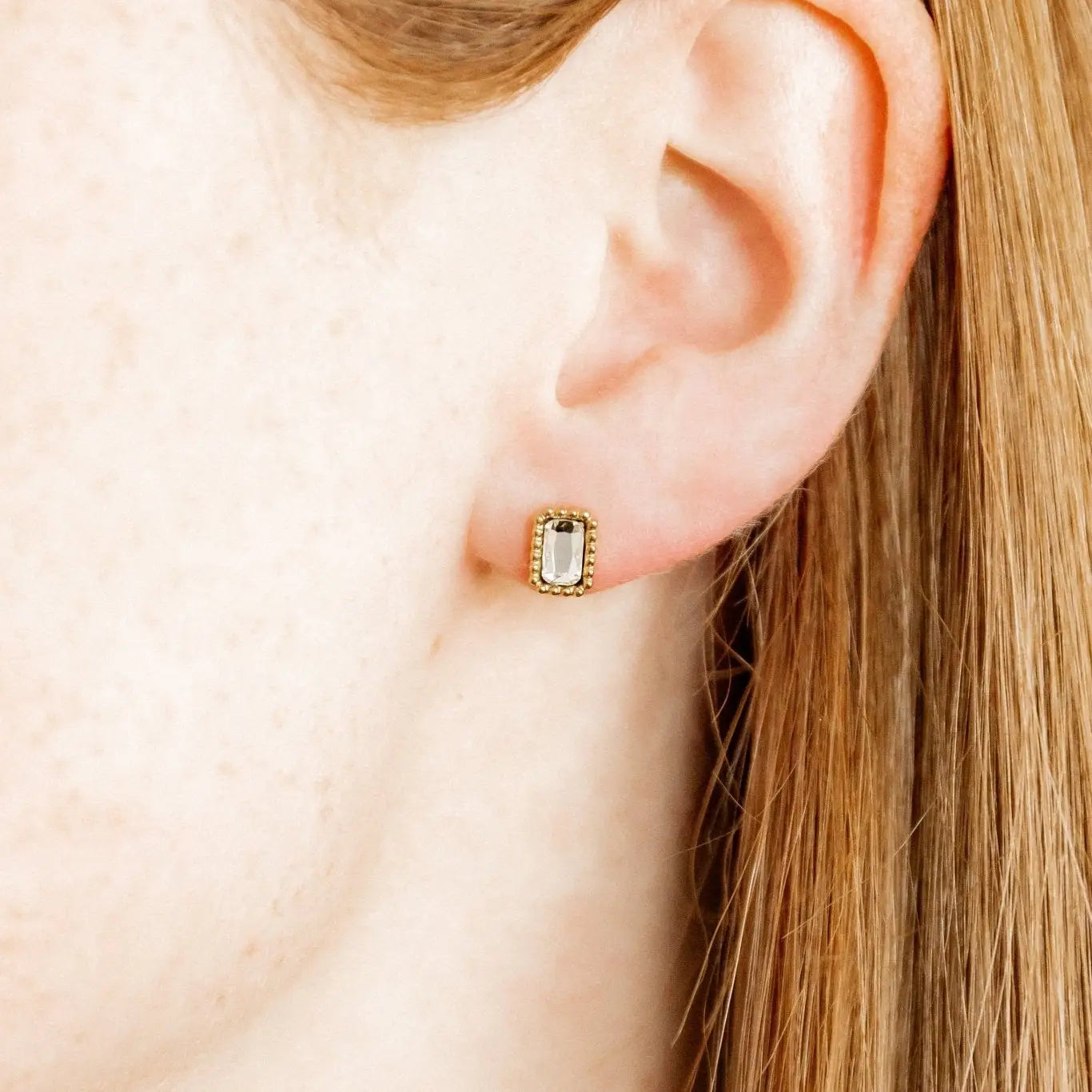 Screwback Stud Earrings | Madison