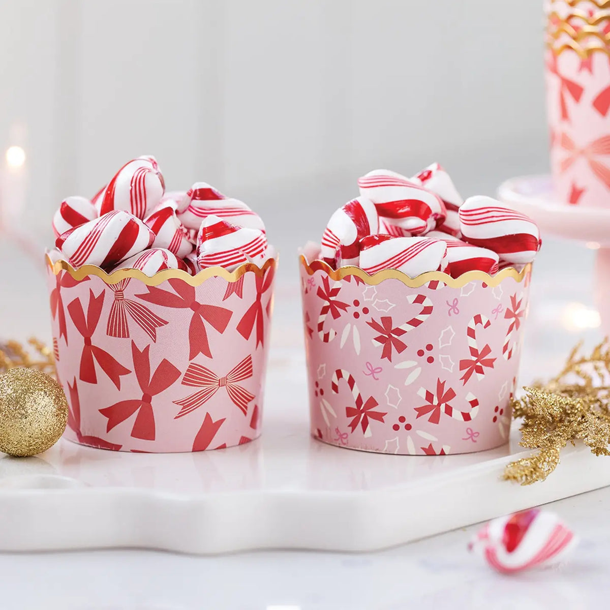 Gold Foil Bows on Pink 5 oz Baking/Snack Cups