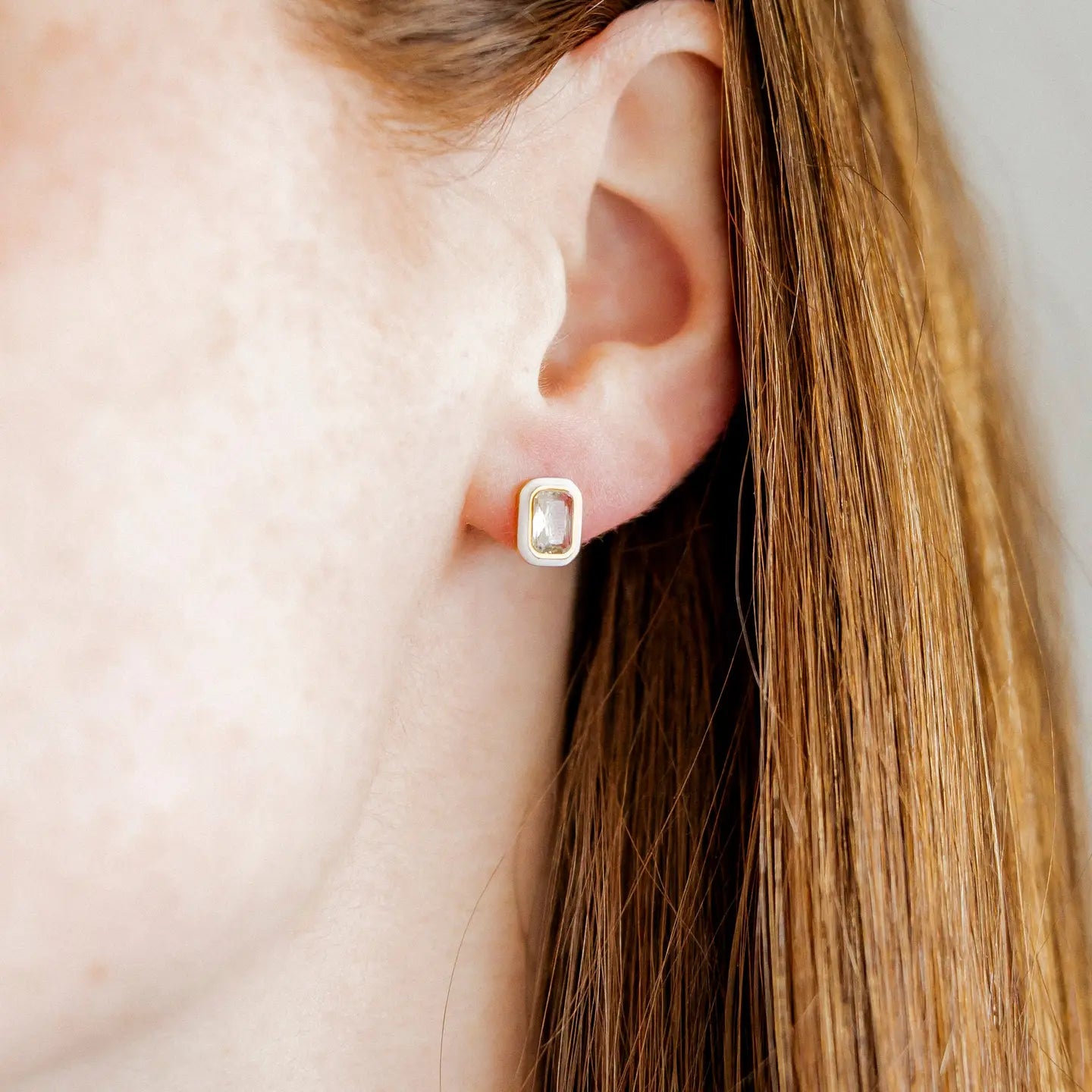 Screwback Stud Earrings | Whitney White Marshmallow
