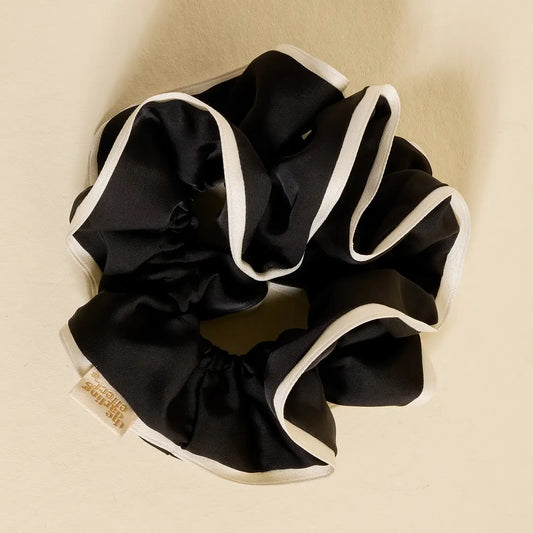 Ruffle Up Scrunchie | Black