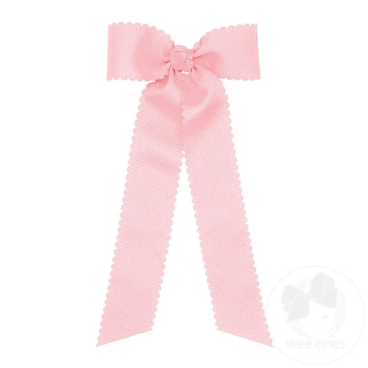 Medium Grosgrain Bowtie with Scalloped Edge and Streamer Tail | Light Pink