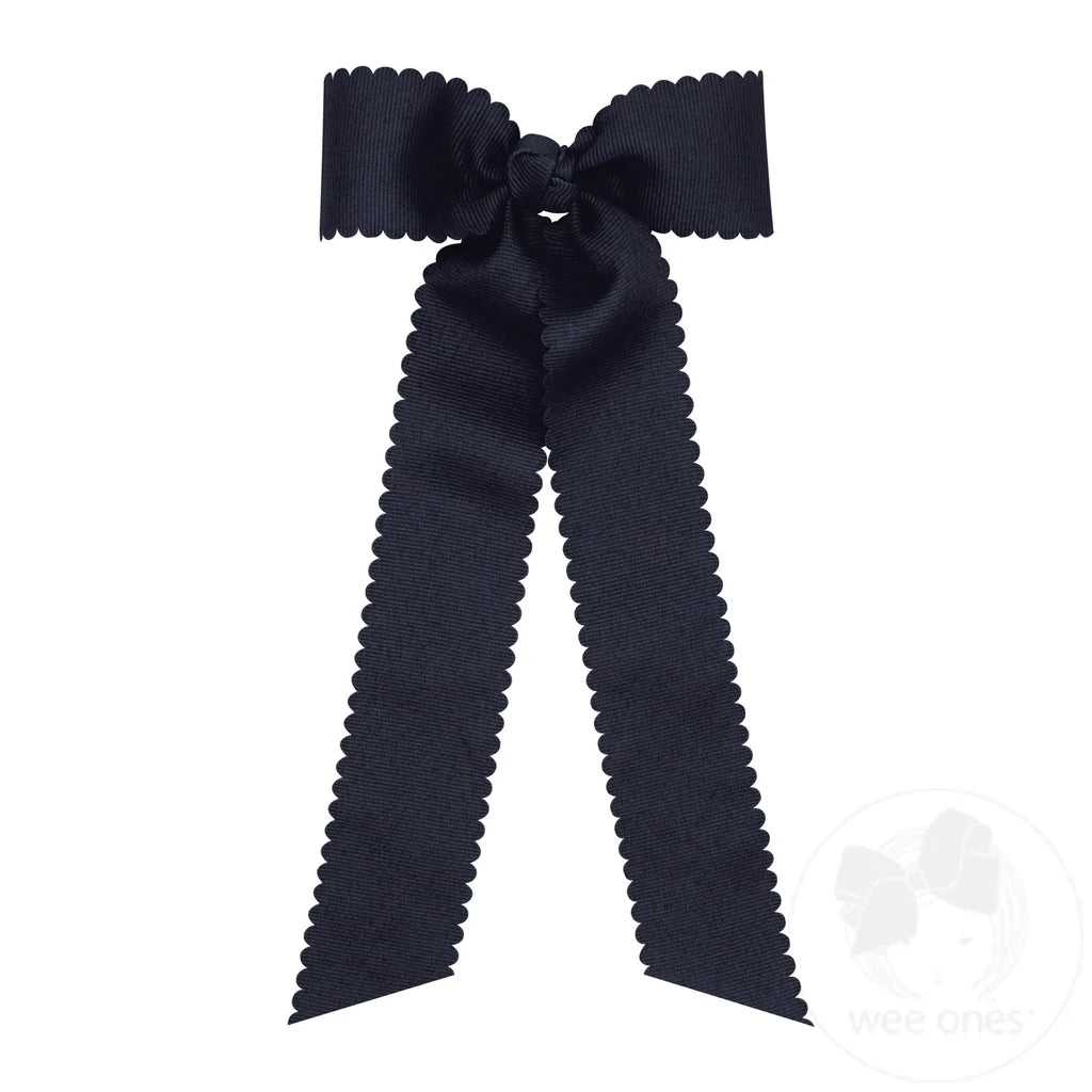 Medium Grosgrain Bowtie with Scalloped Edge and Streamer Tail | Navy