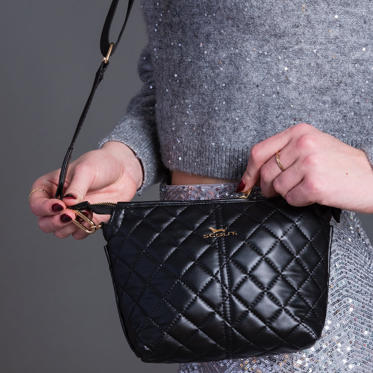 Emily Crossbody | Black Quilted