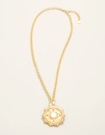 Centered Medallion Necklace 20“ Mother-of-Pearl