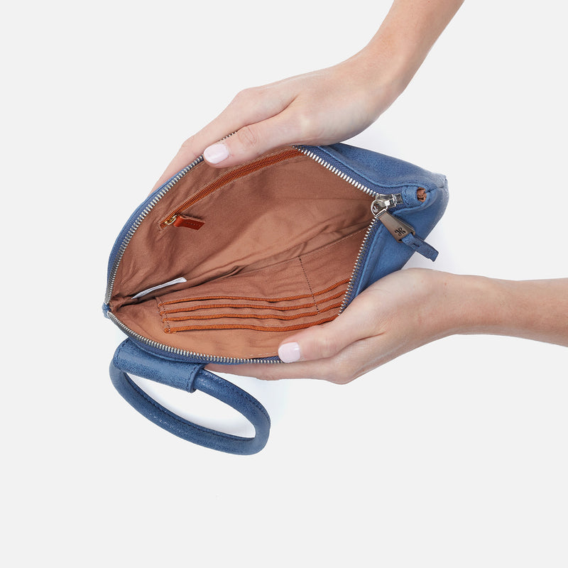 Sable Wristlet | Azure