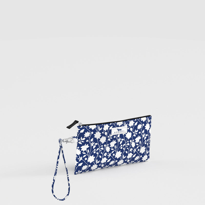Kate Wristlet | Bloom Service