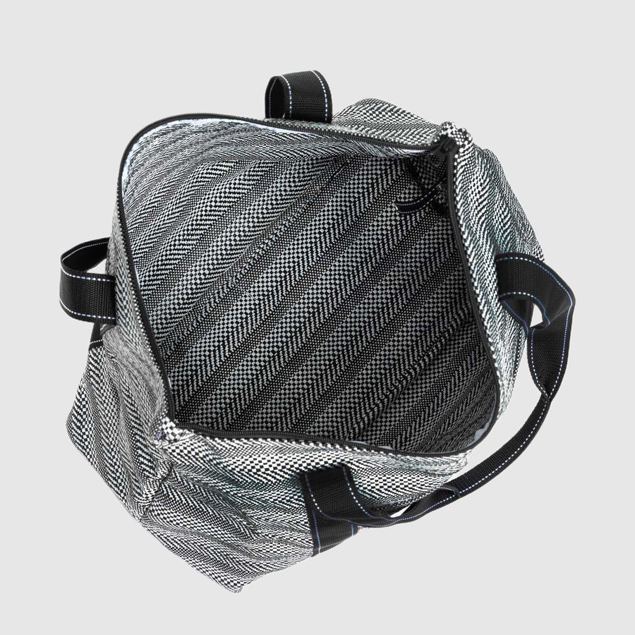 On Holiday | Medium Woven Travel Bag | Castaway