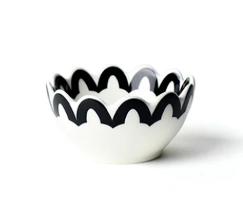 Arabesque Black Scallop Dipping Bowl