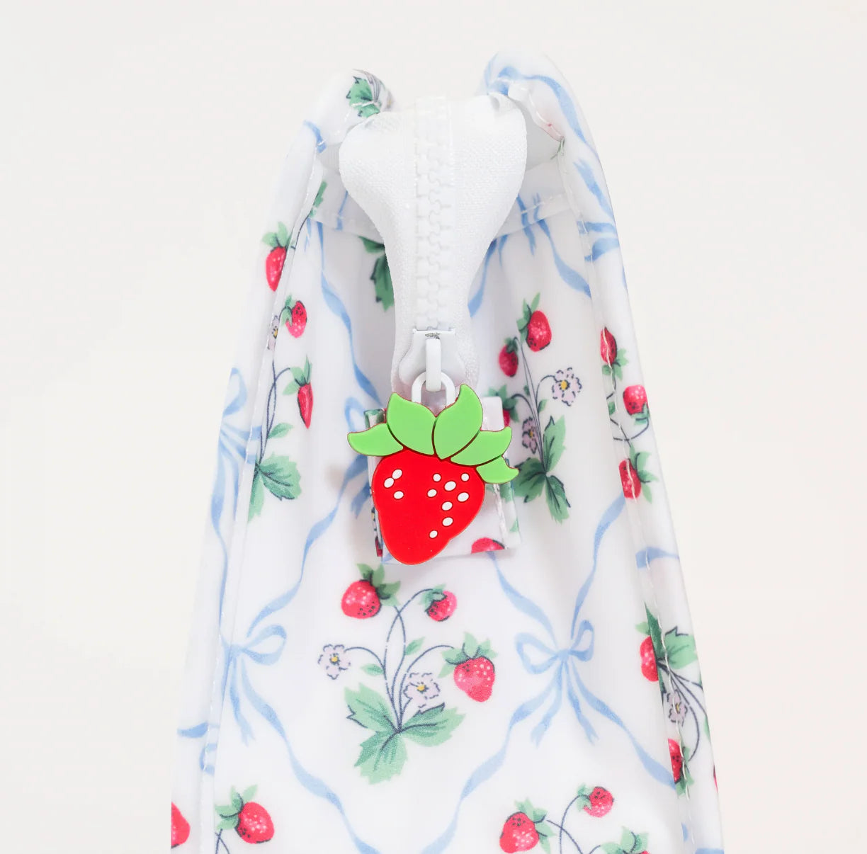 Large Roadie Zip Pouch | Berry Nice