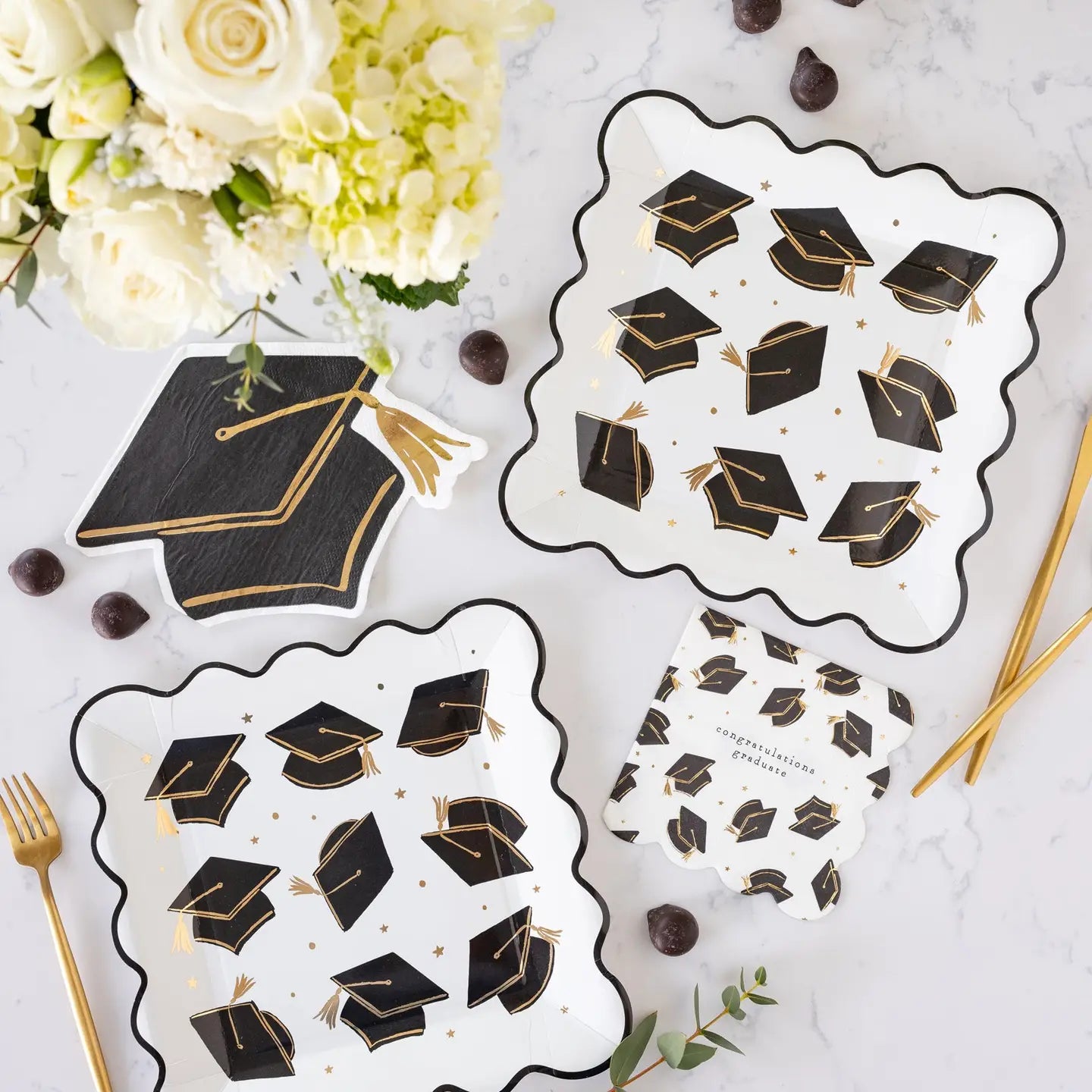 Grad Hat Scatter Napkin Cocktail