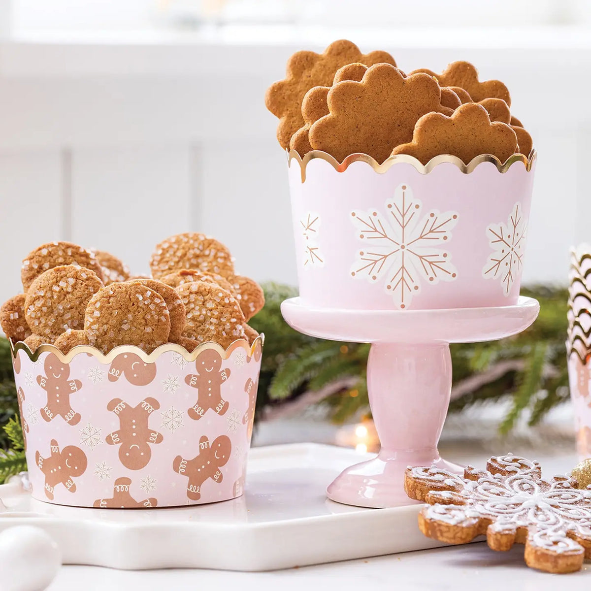Foiled Gingerbread/Snowflakes Jumbo Food Cups