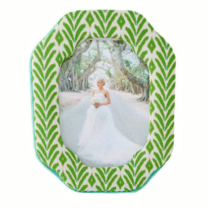 Fabric Frame | Petite Frond Green
